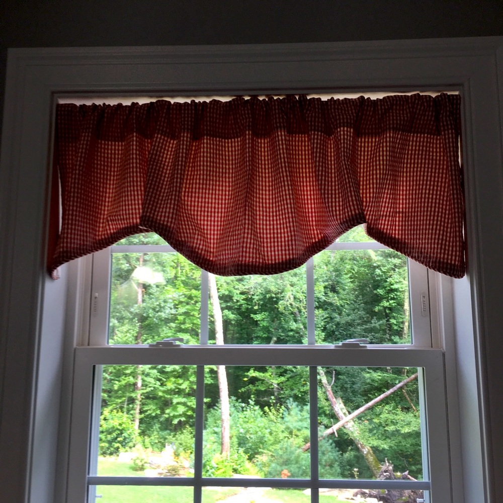 Country Curtains red and white check valance